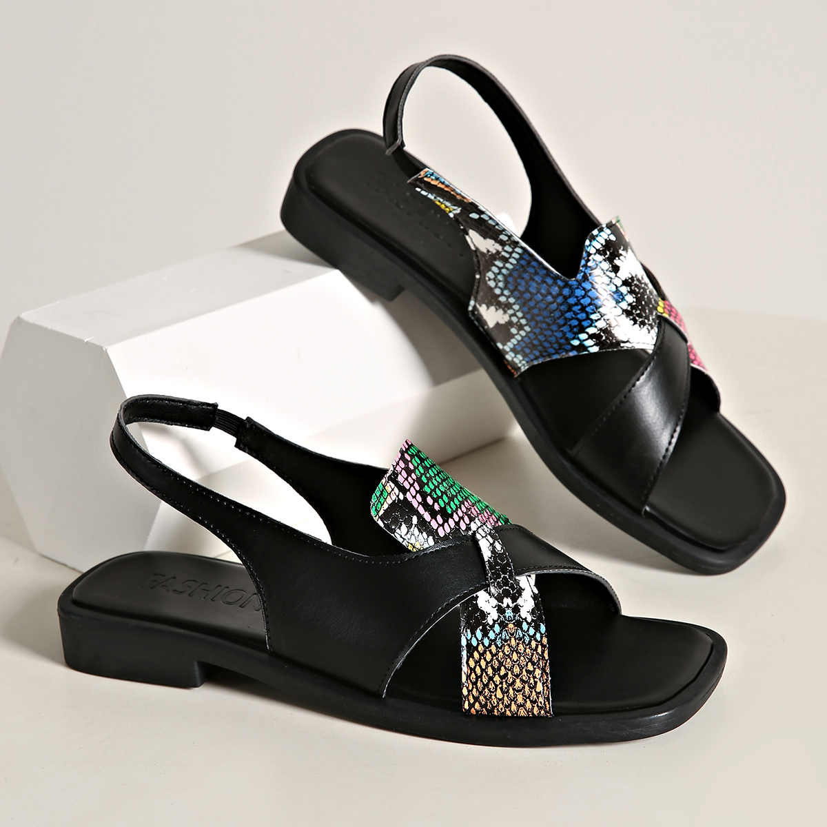 2026 New Women Sandals Summer  – обзор и цена Vintage Fashion Designer