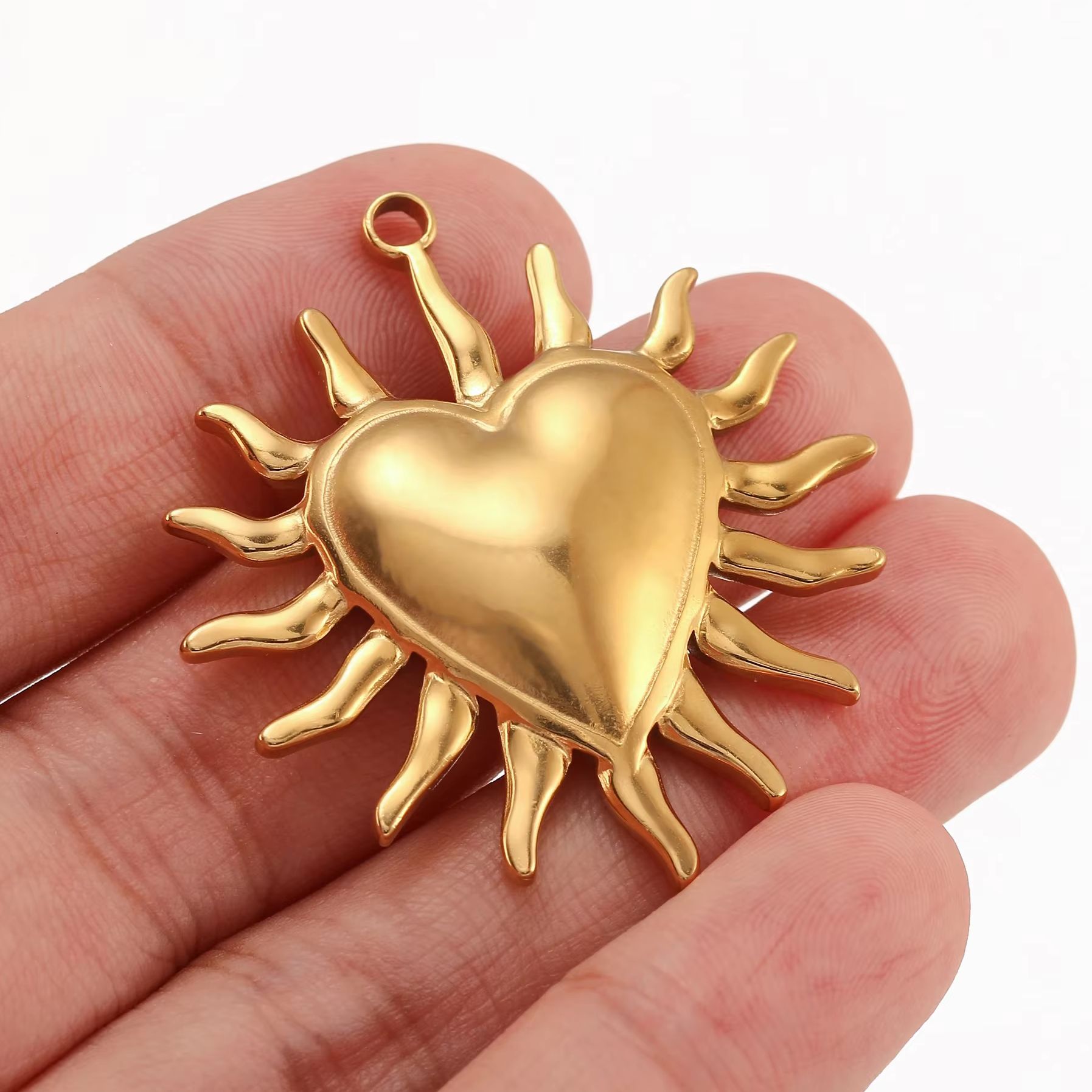 3Pcs Puffy Spike Heart Charm V – обзор и цена Vintage Fashion Finds