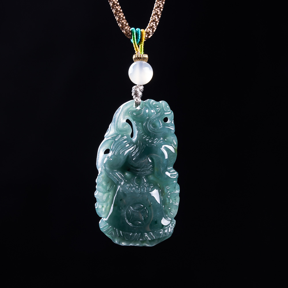 Burmese Jadeite Pixiu Pendant  – обзор и цена Vintage Fashion Designer