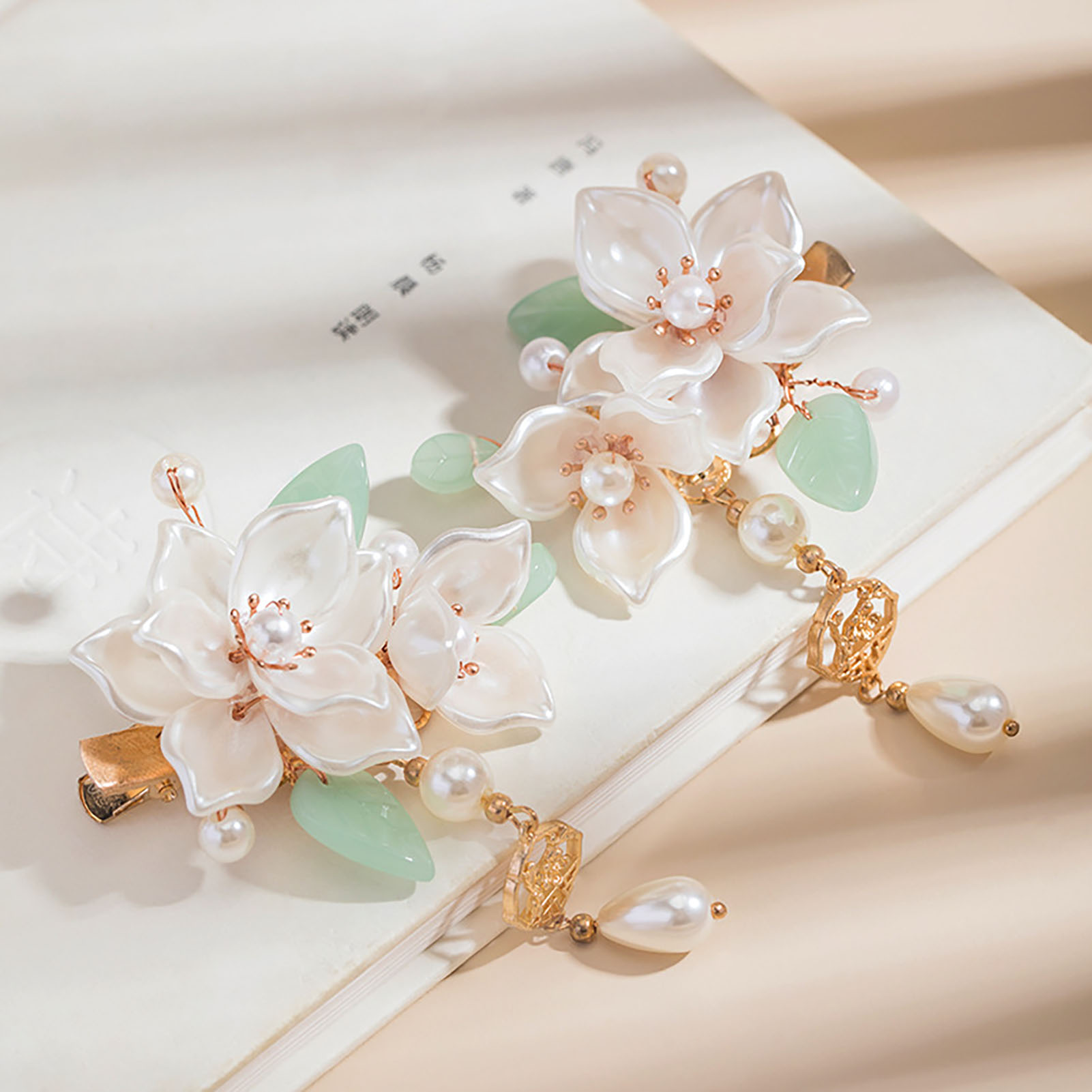 Vintage Camellia Hair Clip Ele – обзор и цена Vintage Fashion Guild