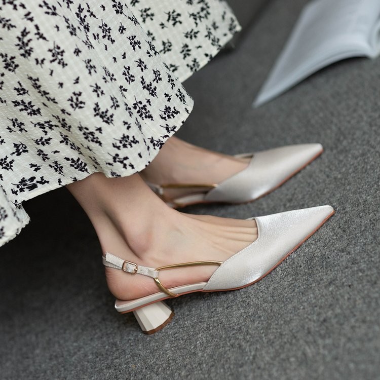 French Vintage Pointed-Toe San – обзор и цена Vintage And Modern Fashion