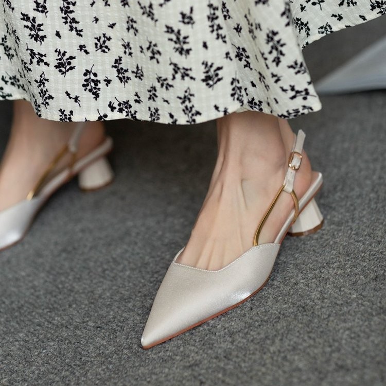 French Vintage Pointed-Toe San – обзор и цена Vintage And Modern Fashion